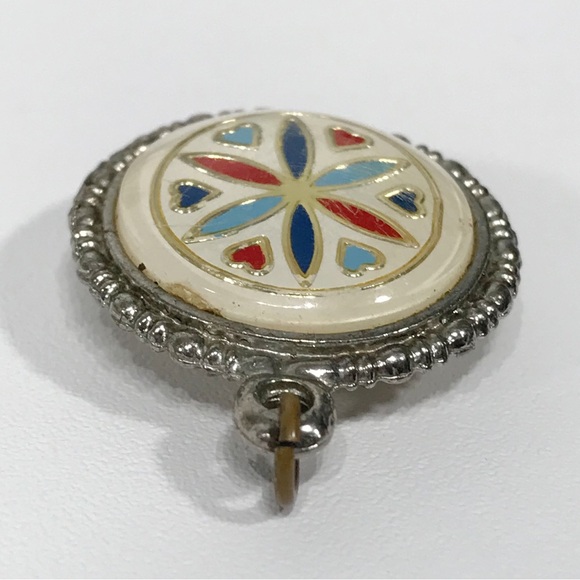 Vintage Enamel Pendant Pennsylvania Dutch Amish Distelfink Hex Sign Bird America - Picture 11 of 14